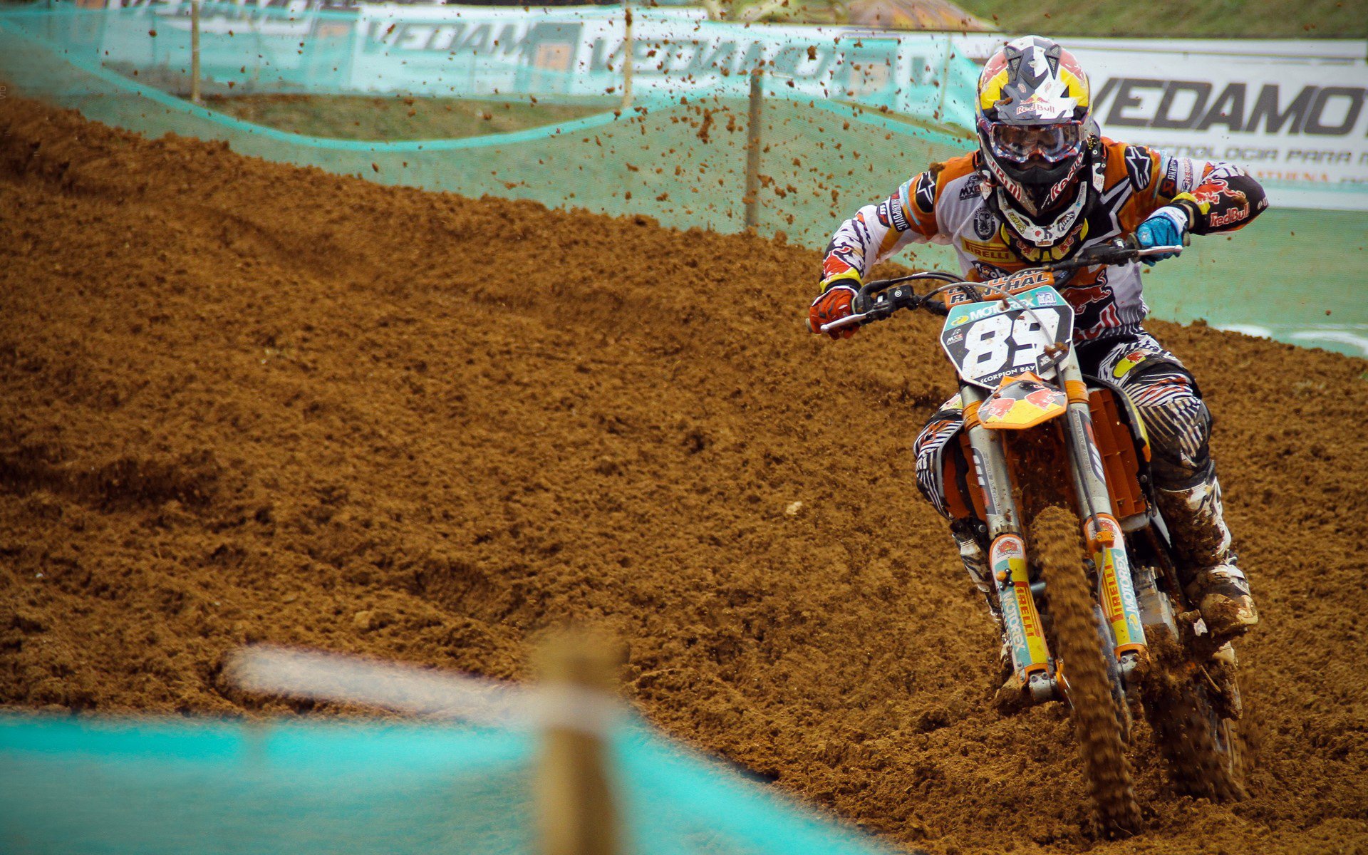 开云体育app官网下载地址-塞维利亚控球率提升掌握比赛主动，塞维利亚首发阵容